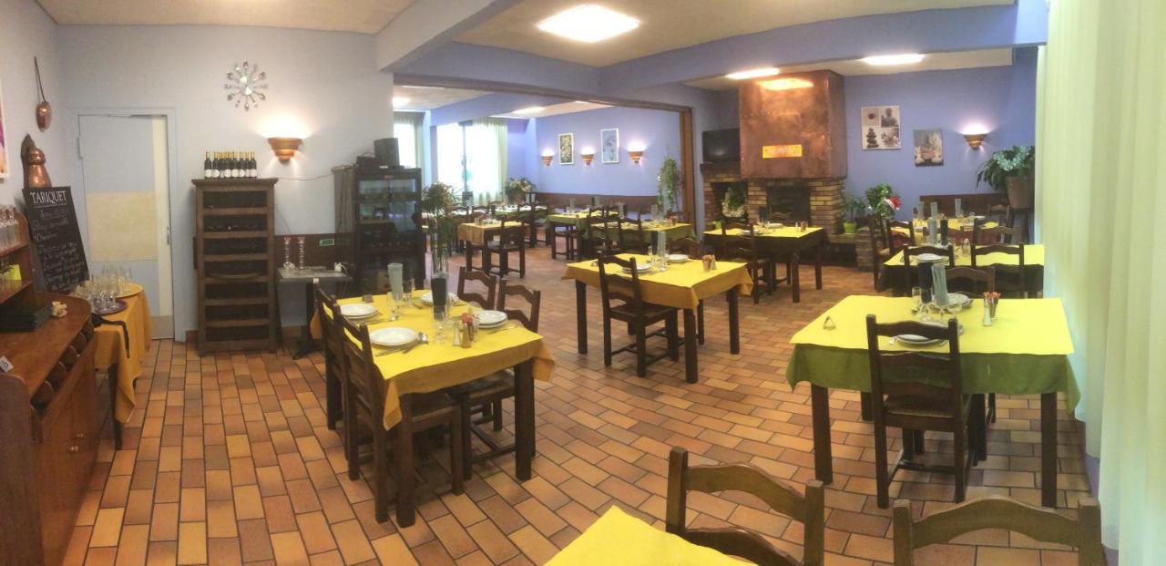 Hotel Restaurant L'Agapanthe Pont-de-Salars Esterno foto